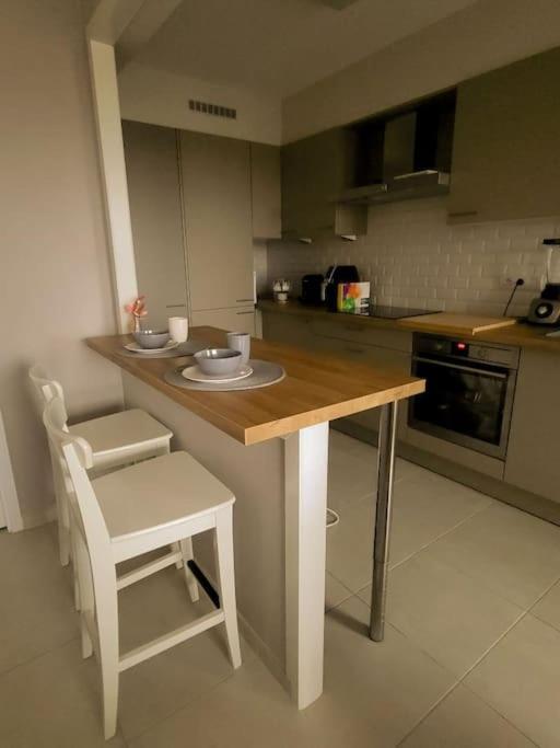 Gezellig Appartement In Brugge, Nabij Damme. Eksteriør bilde